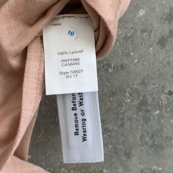 Madewell Top - Picture 6 of 6